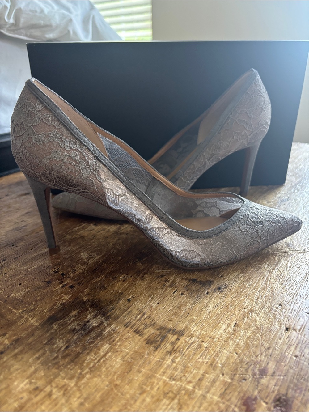 Elegant Lace Pointed Toe Heels in Grey